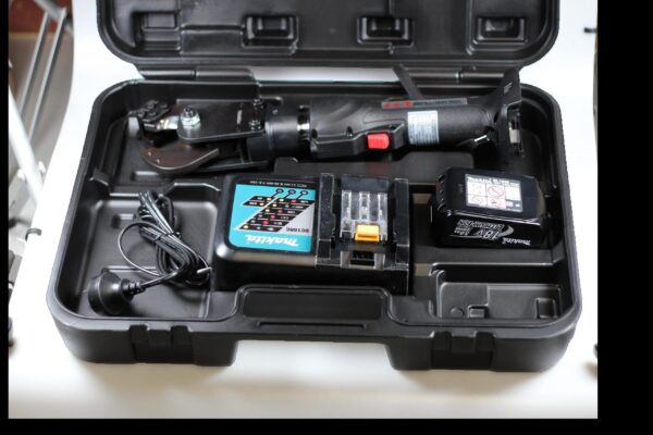 Mini Battery Hydraulic Cutting Tool - Image 2